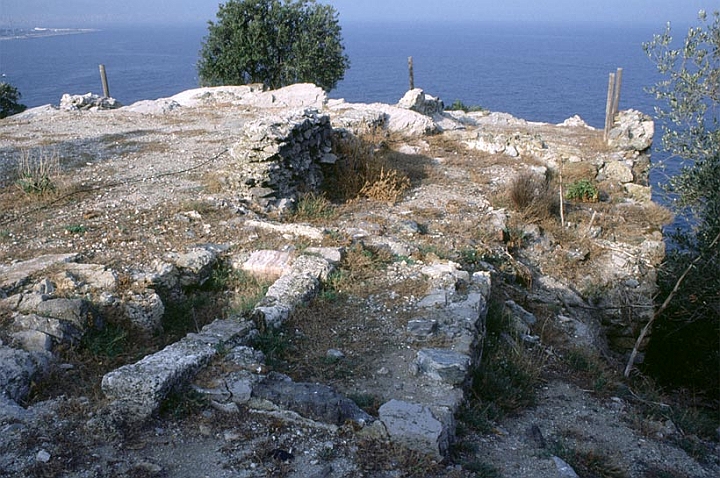 020.jpg - La chiesa paleocristiana dei benedettini del  V – VI secolo.