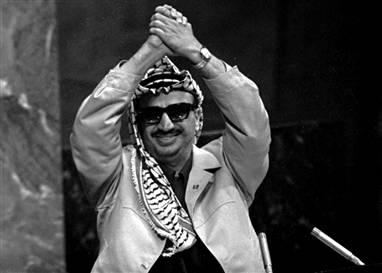 041108_arafat_fail_hmed_hmedium.jpg - Yāsser Arafāt (Il Cairo, 24 agosto 1929 – Clamart, 11 novembre 2004)