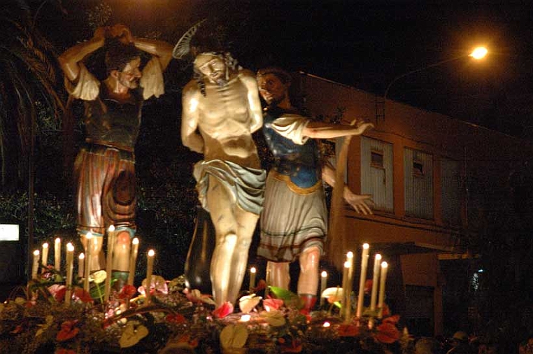 20-flagellazione.jpg - La flagellazione durante la processione del 2008.