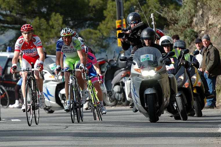 DSC_0670.jpg - Secondo passaggio al gran premio della montagna di San Damiano, Ivan Basso in seconda posizione.